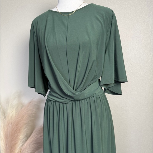 New Story Teller - Elegant Green Maxi Wedding Guest Dress - Picture 6 of 14